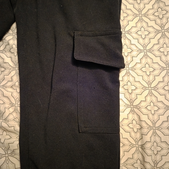 Black Cargo Pants - Picture 7 of 9